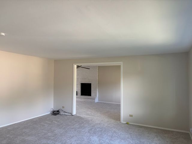 616 Grace Lane, Schaumburg, IL 60193
