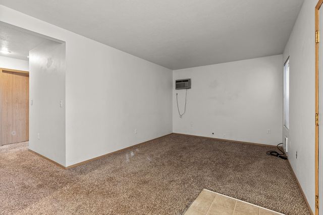 13219 E 31st Ct, Spokane, WA 99216