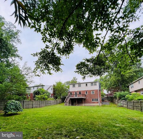 2220 PRIMROSE DR, Falls Church, VA 22046