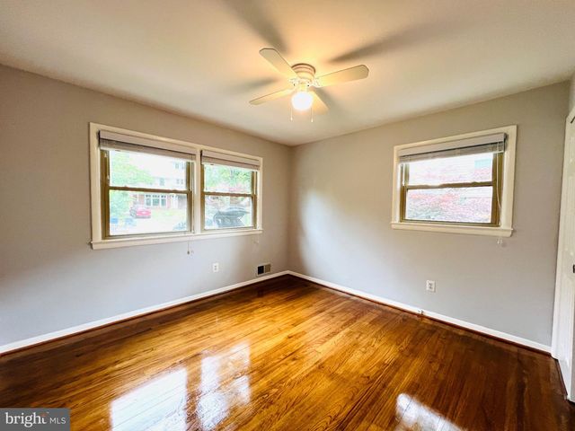2220 PRIMROSE DR, Falls Church, VA 22046