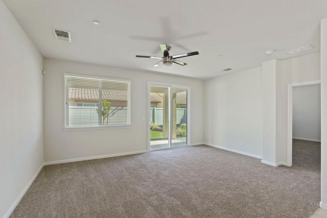 1395 Chestnut Hill Dr, Manteca, CA 95336