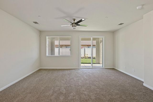 1395 Chestnut Hill Dr, Manteca, CA 95336