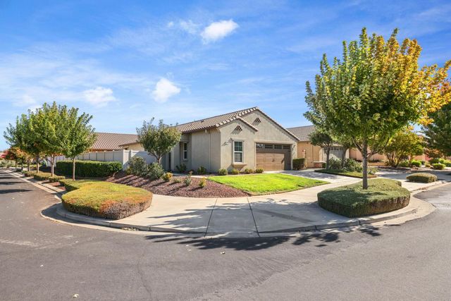 1395 Chestnut Hill Dr, Manteca, CA 95336