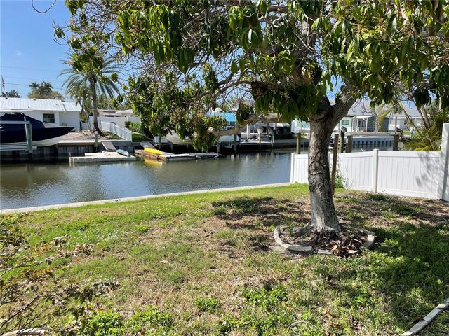 10307 SANDPIPER ROAD W, Bradenton, FL 34209