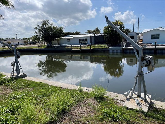 10307 SANDPIPER ROAD W, Bradenton, FL 34209