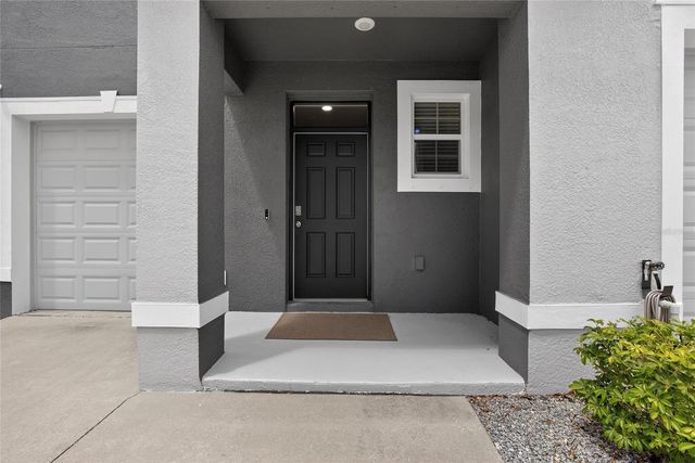 6946 BREEZY PALM DRIVE, Riverview, FL 33578