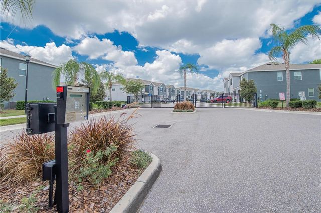 6946 BREEZY PALM DRIVE, Riverview, FL 33578