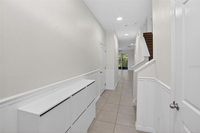 6946 BREEZY PALM DRIVE, Riverview, FL 33578