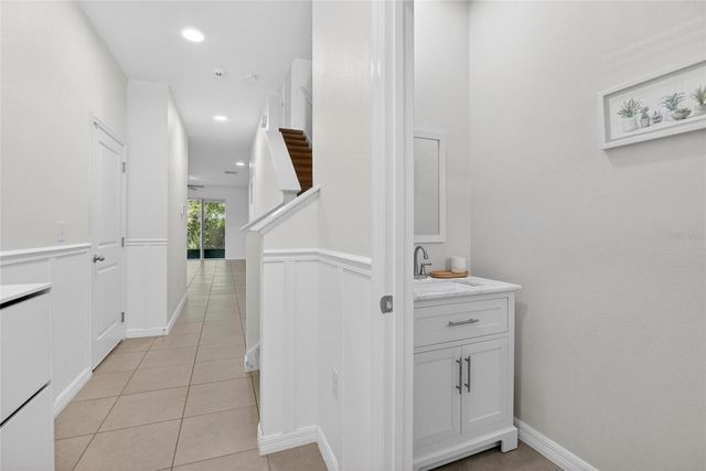 6946 BREEZY PALM DRIVE, Riverview, FL 33578