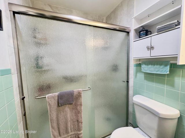 1109 Evelyn Dr, Radcliff, KY 40160