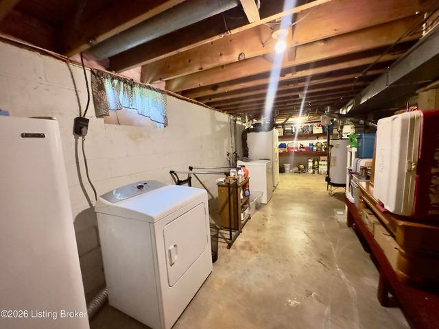 1109 Evelyn Dr, Radcliff, KY 40160