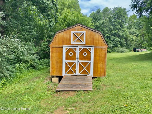 1109 Evelyn Dr, Radcliff, KY 40160