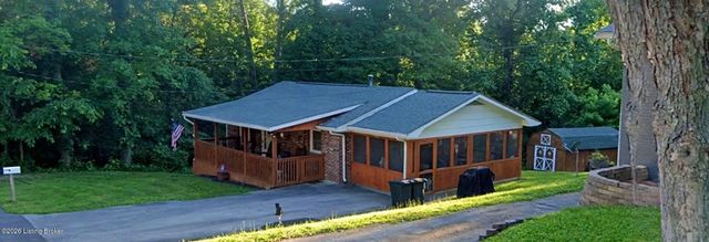1109 Evelyn Dr, Radcliff, KY 40160