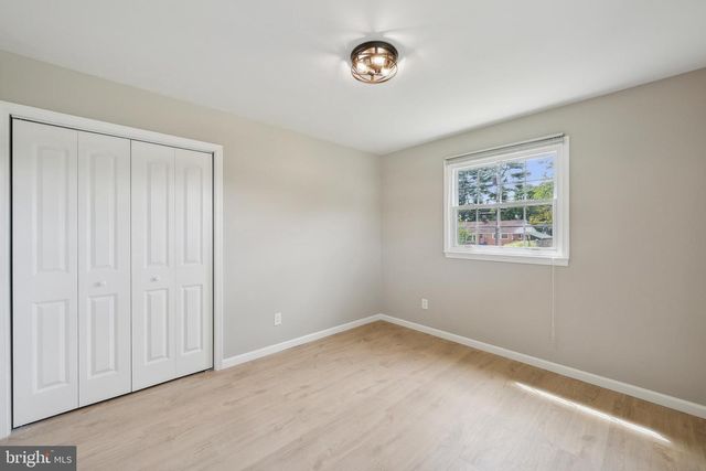 5317 OLDCASTLE LN, Springfield, VA 22151