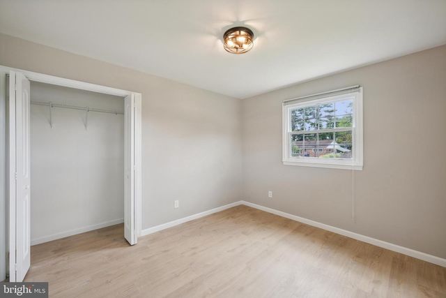 5317 OLDCASTLE LN, Springfield, VA 22151