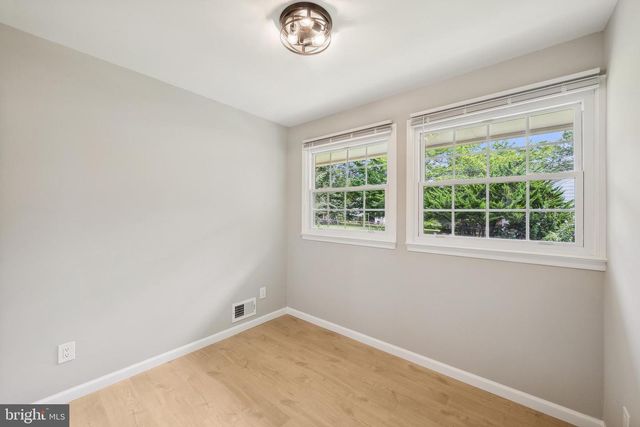 5317 OLDCASTLE LN, Springfield, VA 22151