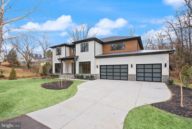 6013 WOODLAND TER, Mclean, VA 22101