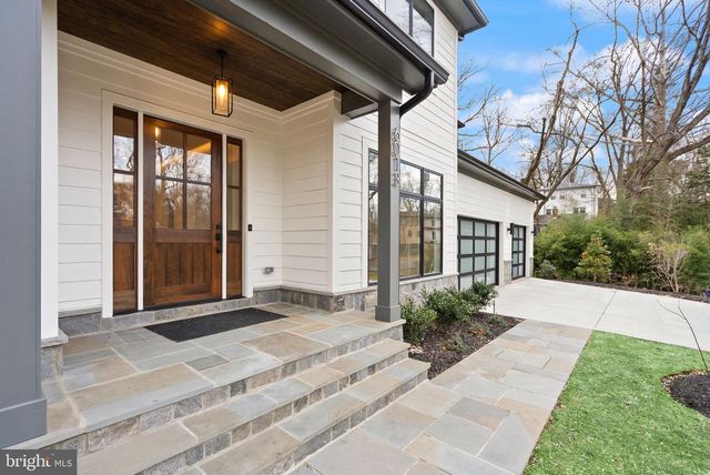 6013 WOODLAND TER, Mclean, VA 22101