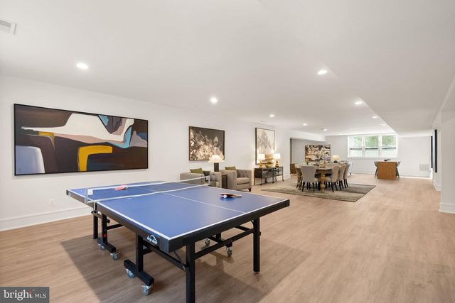 6013 WOODLAND TER, Mclean, VA 22101