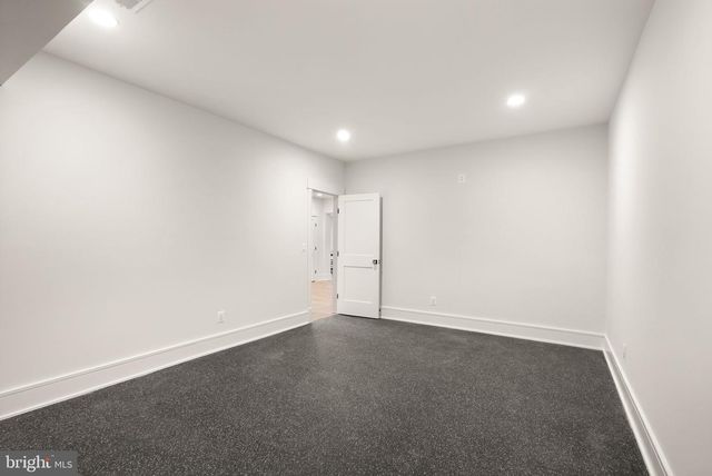 6013 WOODLAND TER, Mclean, VA 22101