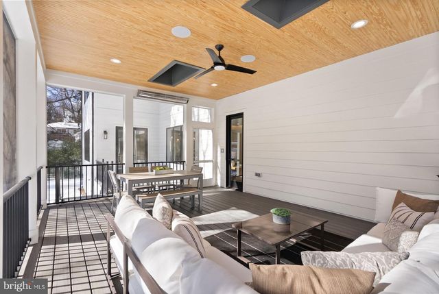 6013 WOODLAND TER, Mclean, VA 22101