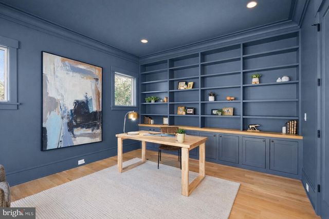 6013 WOODLAND TER, Mclean, VA 22101