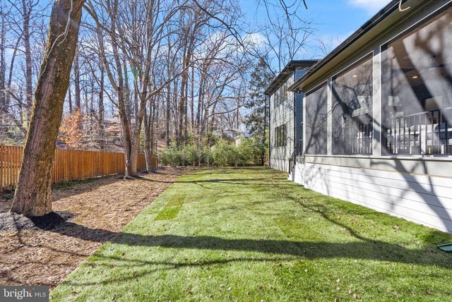 6013 WOODLAND TER, Mclean, VA 22101