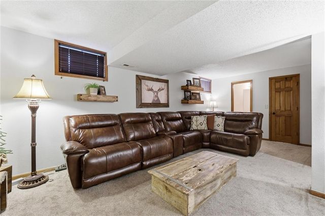 16201 Kevin Lane, Belton, MO 64012