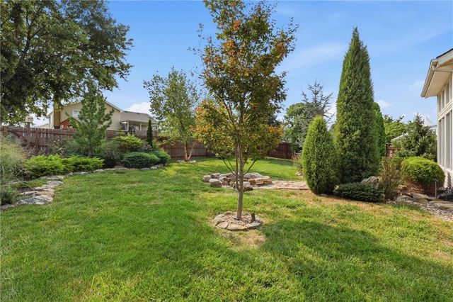 16201 Kevin Lane, Belton, MO 64012