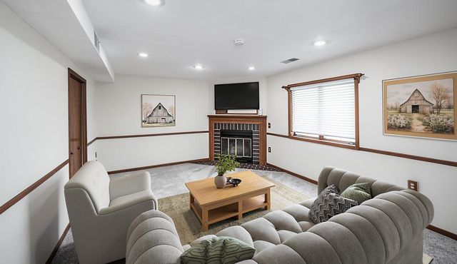 17600 Italy Path, Lakeville, MN 55044