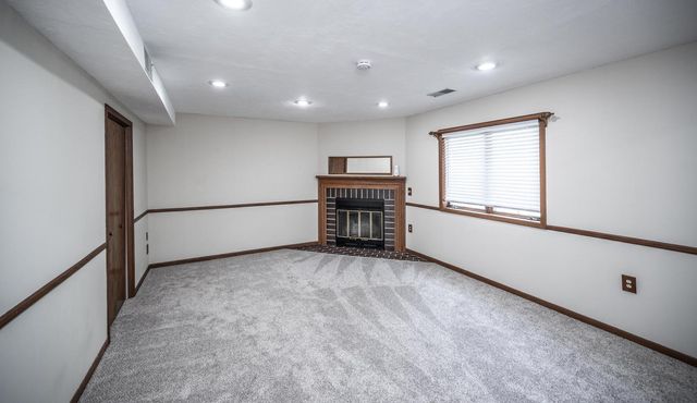 17600 Italy Path, Lakeville, MN 55044