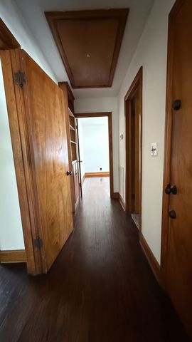 910 W Hickory St, Tullahoma, TN 37388