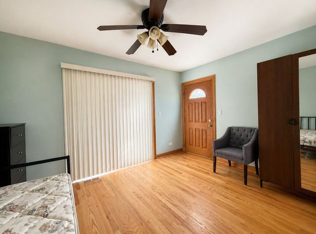 3129 N Nottingham Avenue, Chicago, IL 60634