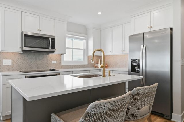 380 GULF BOULEVARD 1, Boca Grande, FL 33921