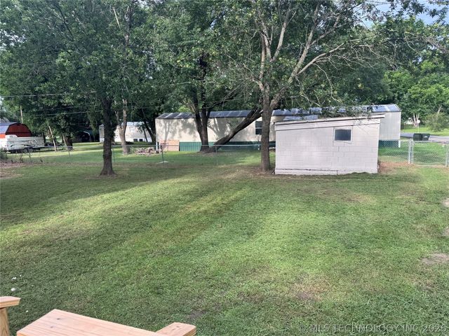 149 S 7th Street, Porter, OK 74454