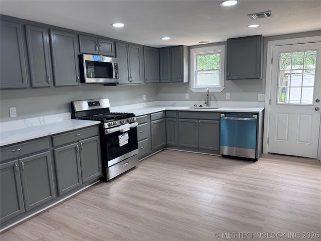 149 S 7th Street, Porter, OK 74454