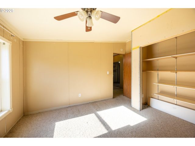 130 WALTER Ct, Roseburg, OR 97471