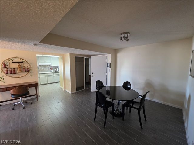 750 South Royal Crest Circle 313, Las Vegas, NV 89169