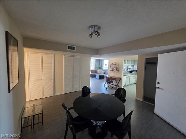 750 South Royal Crest Circle 313, Las Vegas, NV 89169
