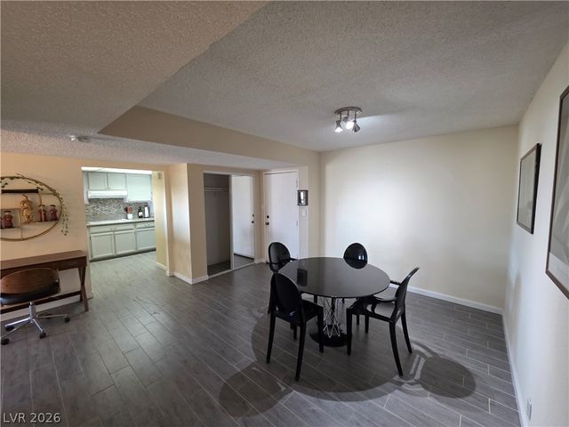 750 South Royal Crest Circle 313, Las Vegas, NV 89169