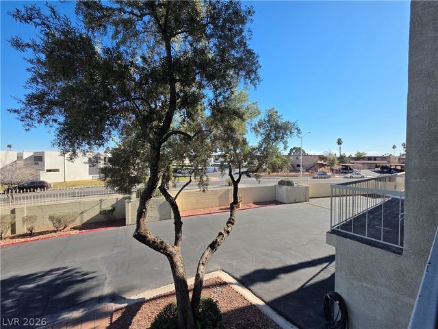 750 South Royal Crest Circle 313, Las Vegas, NV 89169