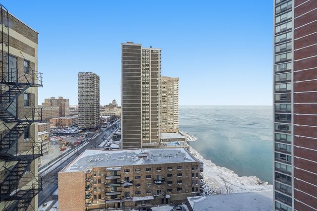 6101 N Sheridan Road 12E, Chicago, IL 60660