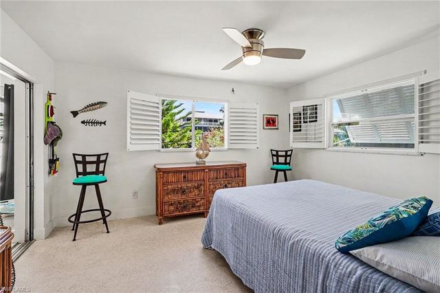 3608 Rita LN, St. James City, FL 33956