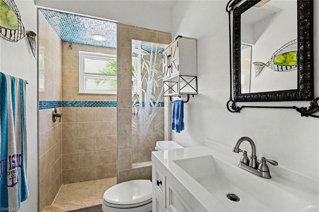 3608 Rita LN, St. James City, FL 33956