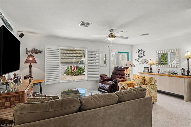 3608 Rita LN, St. James City, FL 33956