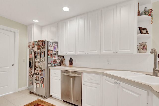131 Radcliffe Court, Jupiter, FL 33458