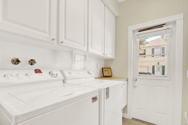 131 Radcliffe Court, Jupiter, FL 33458