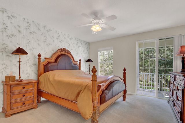 131 Radcliffe Court, Jupiter, FL 33458