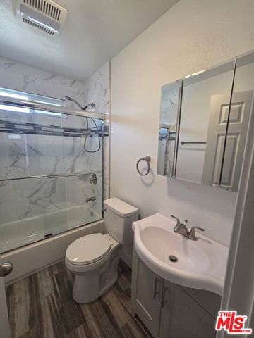 817 W 101st Street, Los Angeles, CA 90044
