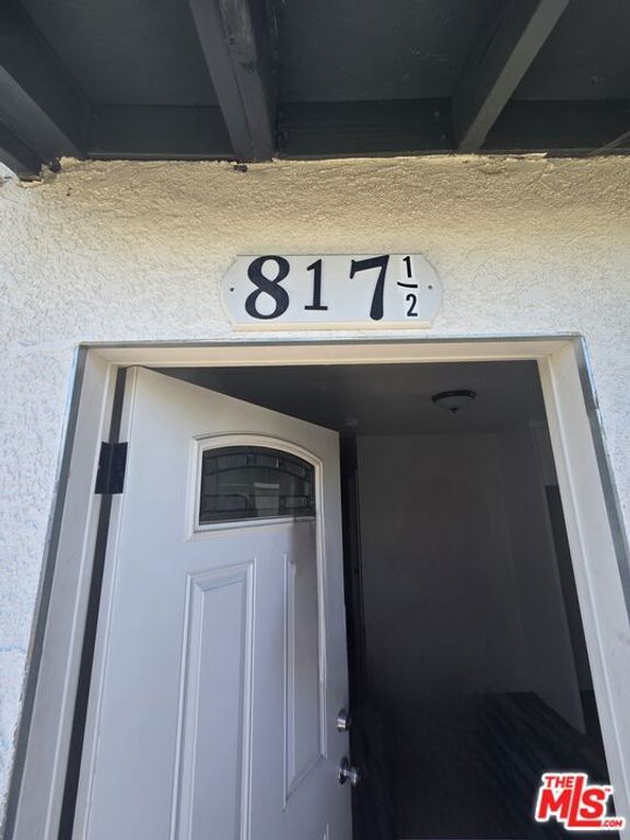 817 W 101st Street, Los Angeles, CA 90044